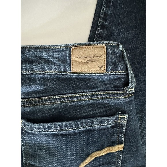American Eagle Jeans Womens 2 Short Blue Mid Rise Stretch straight leg Denim - Picture 4 of 7
